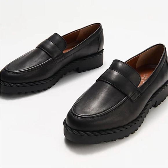 FRANCO SARTO NEW CLASSIC BLACK LUG SOLE PENNY LOAFERS SIZE 8 - Picture 1 of 10